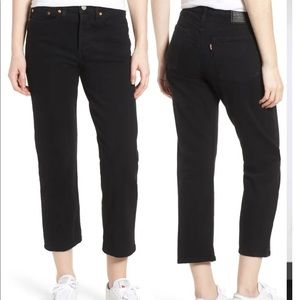 Levi’s Wedgie Straight Black Jeans - like new! (Without tag)